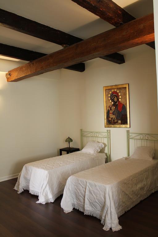 B&B Via Dell'Astrologo Cosenza Ngoại thất bức ảnh